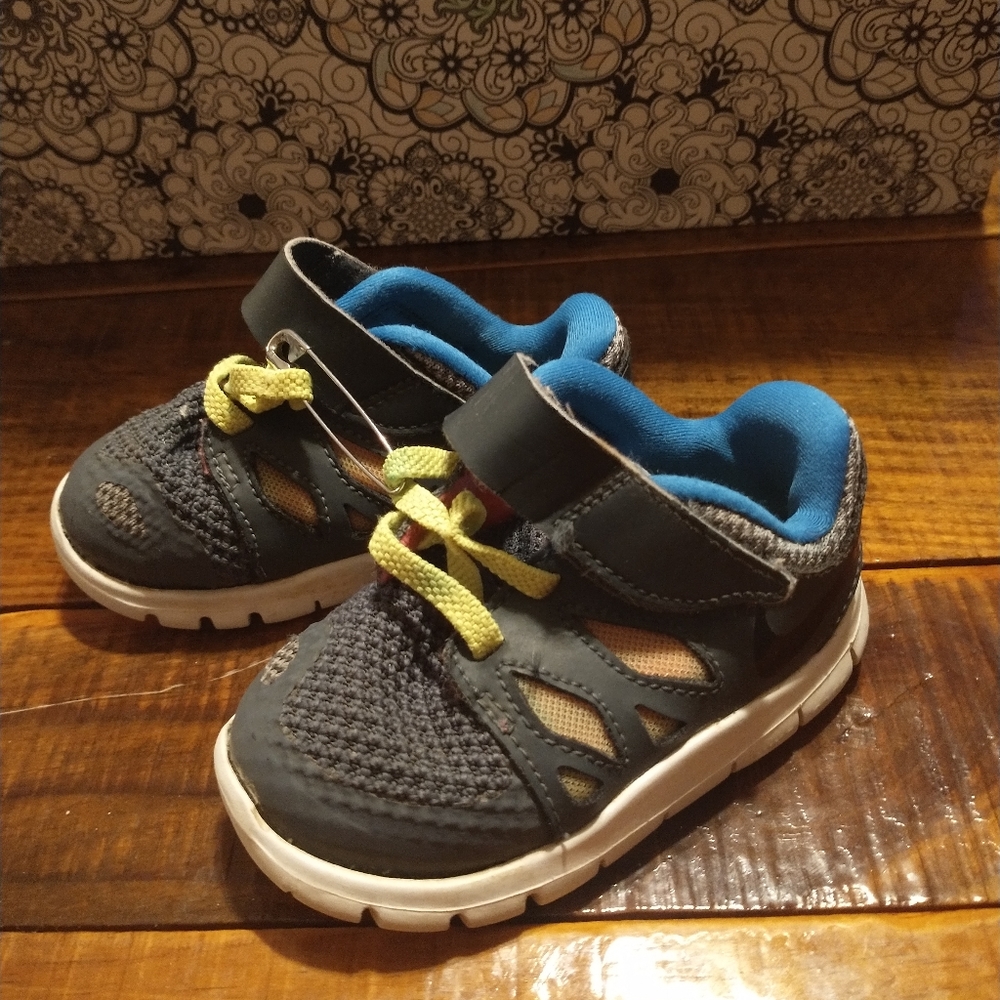 Infant shoes